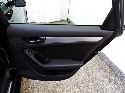 Used 2010 Audi A4 2.0T Premium FWD image 12