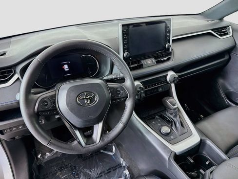Used 2022 Toyota RAV4 XSE w/ XSE Grade Weather Package AWD/4WD image 22