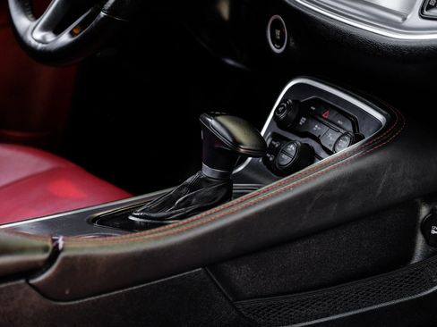 Used 2016 Dodge Challenger R/T Plus image 30