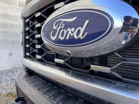 Used 2025 Ford F450 Platinum image 10