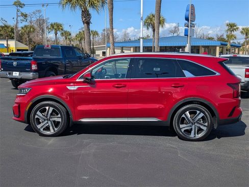 Used 2023 Kia Sorento SX Prestige w/ Panoramic Sunroof Package image 9