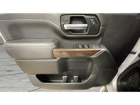 Used 2021 GMC Sierra 2500 SLE w/ SLE Value Package; image 10