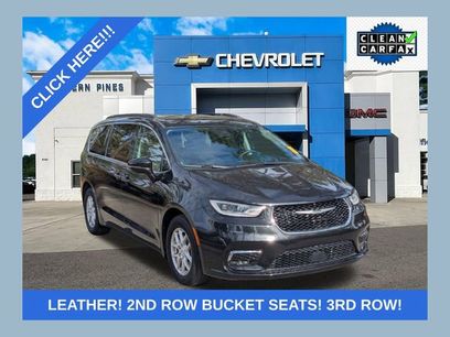 Used 2022 Chrysler Pacifica Touring-L