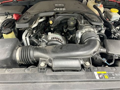 Used 2018 Jeep Wrangler Unlimited Sport S image 24