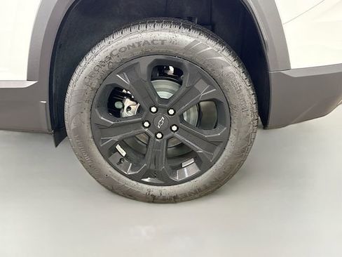 New 2026 Chevrolet Equinox LT image 31