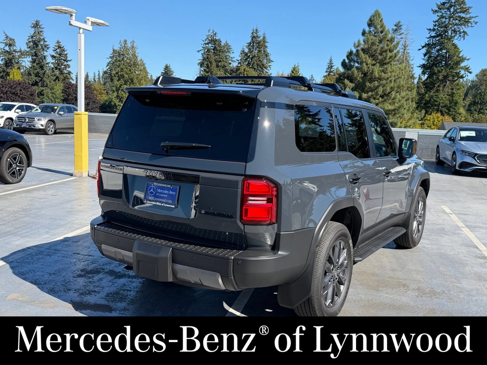 Used 2027 Toyota Land Cruiser w/ Premium Package AWD/4WD image 6