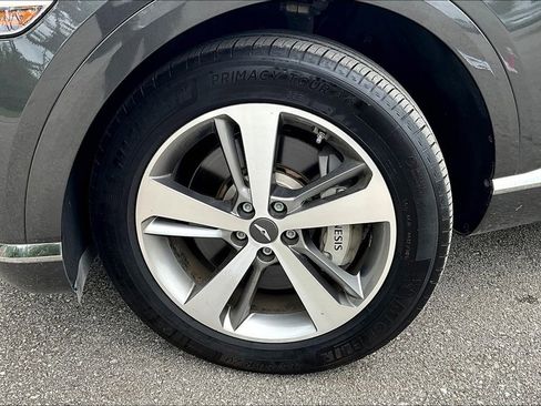 Used 2024 Genesis GV80 3.5T AWD/4WD image 12