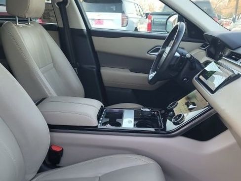 Used 2020 Land Rover Range Rover Velar S image 20