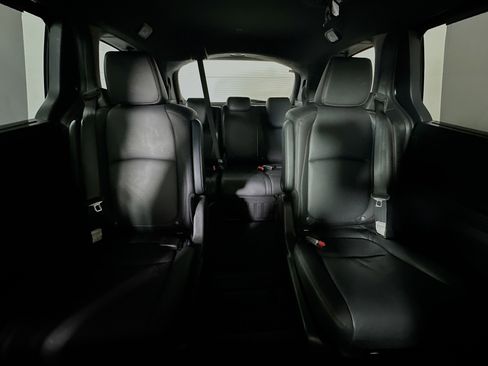 Used 2025 Honda Odyssey Sport-L image 30