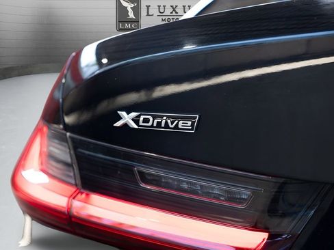 Used 2022 BMW 330i xDrive Sedan w/ Driving Assistance Package AWD/4WD image 19