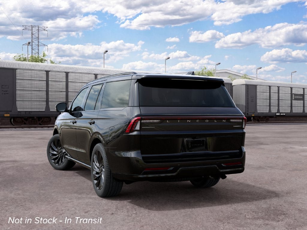 New 2027 Lincoln Navigator Reserve RWD image 8