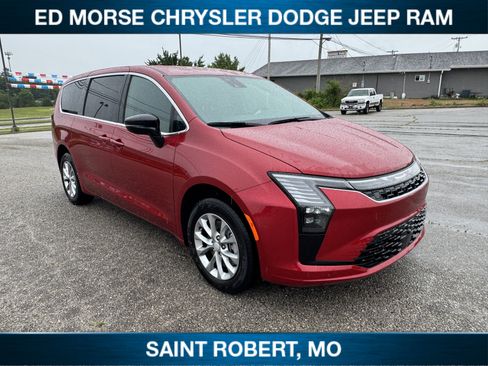 New 2027 Chrysler Pacifica Select AWD/4WD image 1