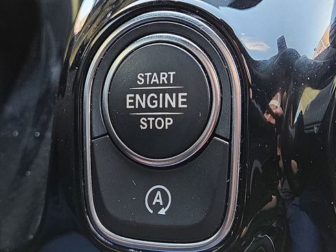 Used 2021 Mercedes-Benz GLA 250 image 30