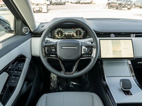 New 2025 Land Rover Range Rover Evoque S image 12