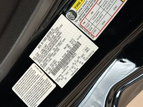 Used 2009 Ford Mustang Shelby GT500 RWD image 26