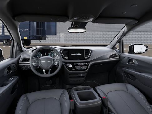 New 2026 Chrysler Pacifica Select image 14