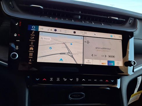 New 2026 Jeep Grand Cherokee Altitude AWD/4WD image 3