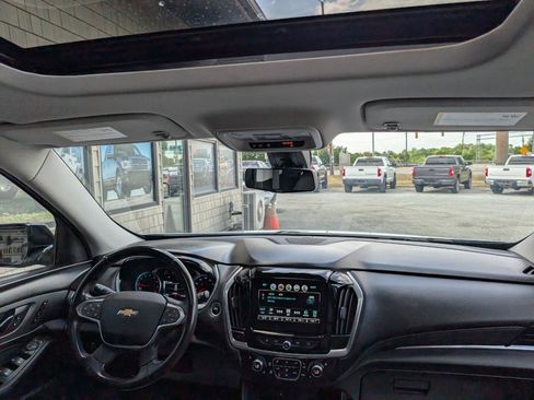 Used 2018 Chevrolet Traverse Premier w/ Redline Edition AWD/4WD image 18