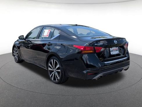 Used 2022 Nissan Altima 2.5 SR FWD image 3
