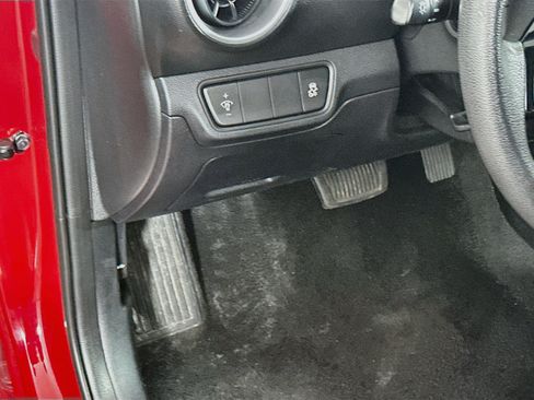 Used 2024 Kia Forte LXS FWD image 16