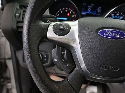 Used 2016 Ford Escape SE w/ SE Chrome Package image 32