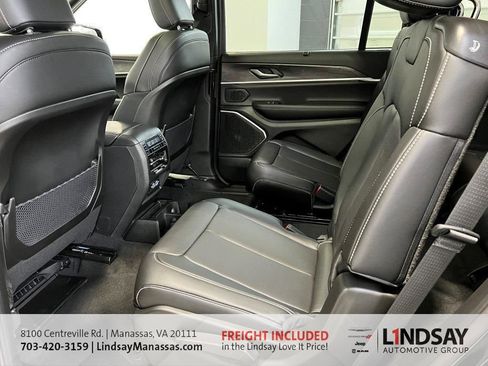 New 2025 Jeep Grand Cherokee L Limited w/ Luxury Tech Group II image 18