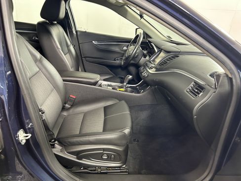 Used 2018 Chevrolet Impala LT image 27