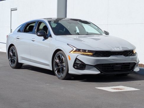 Used 2023 Kia K5 GT-Line image 2