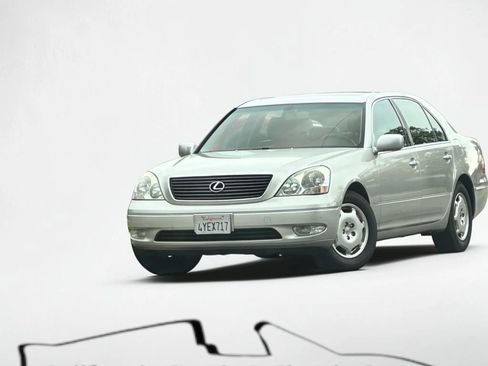 Used 2002 Lexus LS 430 RWD image 1