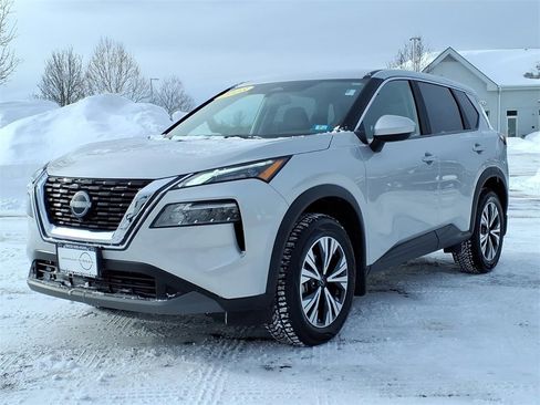 Certified 2023 Nissan Rogue SV image 28