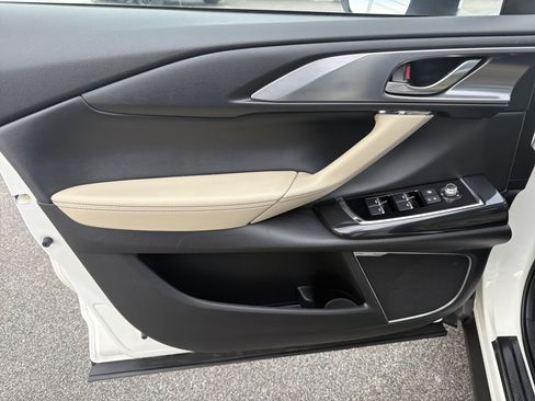 Used 2023 MAZDA CX-9 Grand Touring image 10