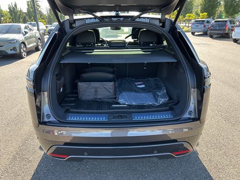 New 2026 Land Rover Range Rover Velar Dynamic SE image 16