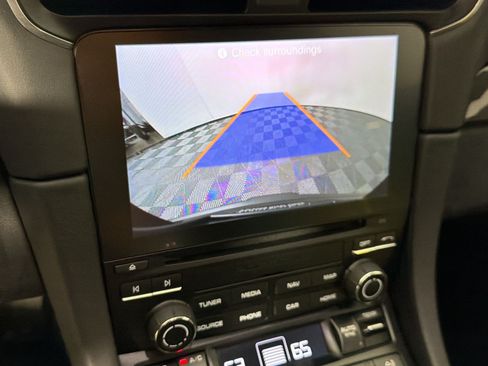Certified 2019 Porsche 911 GT3 RWD image 24