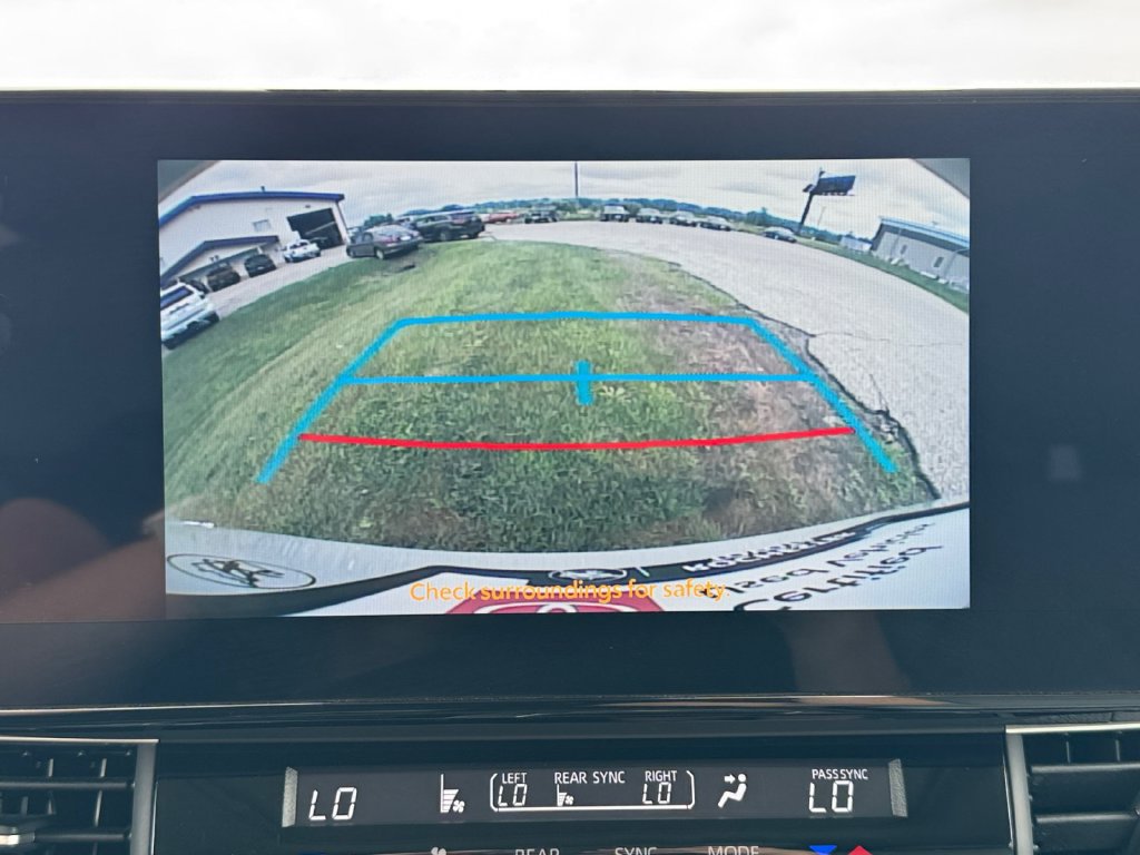 Certified 2025 Toyota Sienna XLE w/ XLE Plus Package AWD/4WD image 22