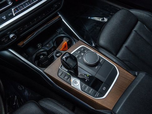 Used 2020 BMW 330i xDrive Sedan w/ Convenience Package image 21