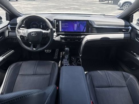 Used 2025 Toyota Camry XSE FWD image 19