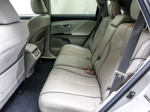 Used 2011 Toyota Venza AWD w/ Premium Pkg #2 image 11