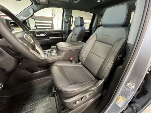 New 2026 GMC Sierra 3500 Denali w/ Denali Reserve Package image 20