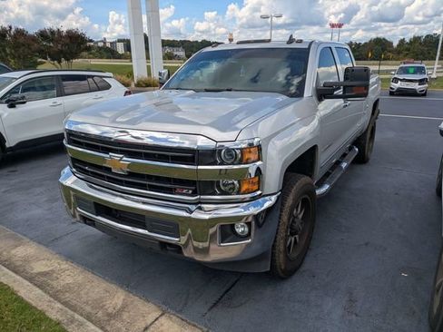 Used 2019 Chevrolet Silverado 2500 LTZ w/ LTZ Plus Package AWD/4WD image 3