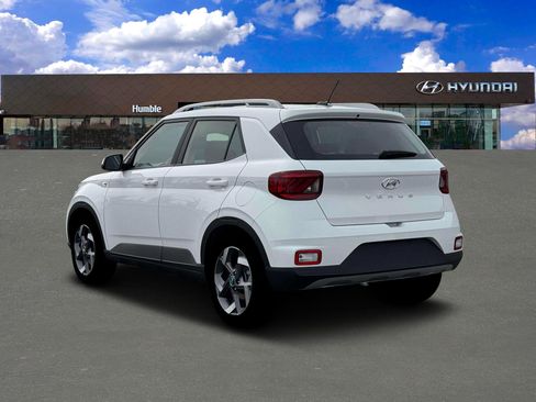New 2026 Hyundai Venue SEL image 5