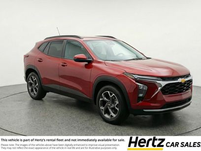 Used 2025 Chevrolet Trax LT