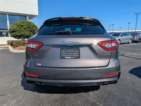 Used 2019 Maserati Levante GranSport image 5