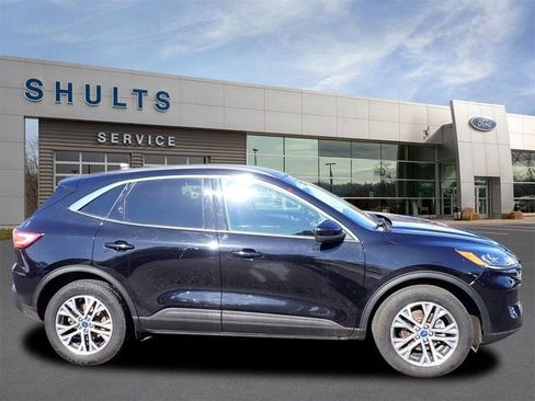 Certified 2022 Ford Escape SEL image 4