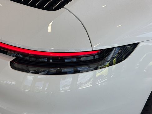 Used 2021 Porsche 911 Carrera RWD image 24