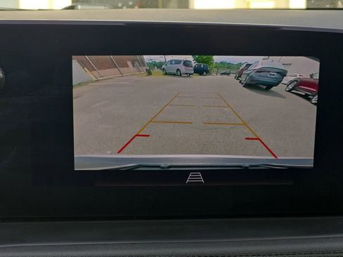 Used 2025 Buick Encore GX Preferred FWD image 23