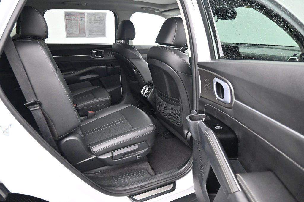 Used 2022 Kia Sorento SX AWD/4WD image 12