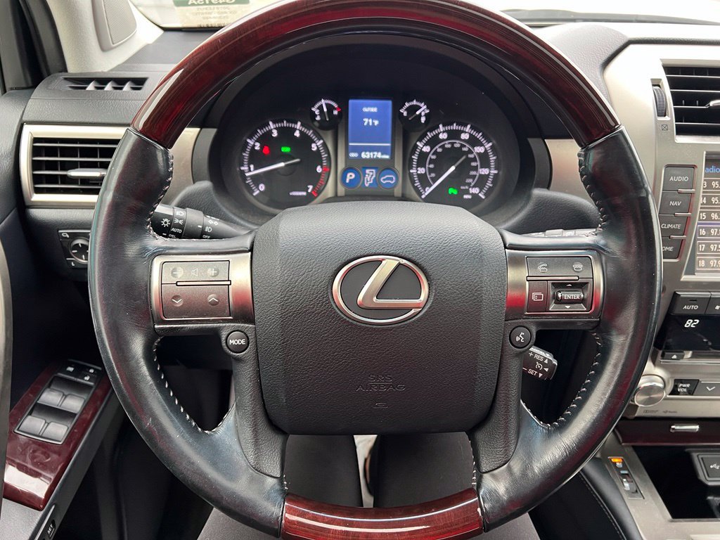 Used 2018 Lexus GX 460 Premium w/ Premium Package AWD/4WD image 13