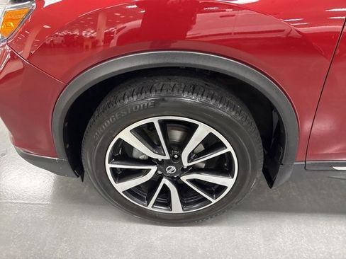 Used 2019 Nissan Rogue SL w/ Premium Package image 39