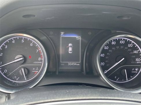 Used 2020 Toyota Camry LE image 18