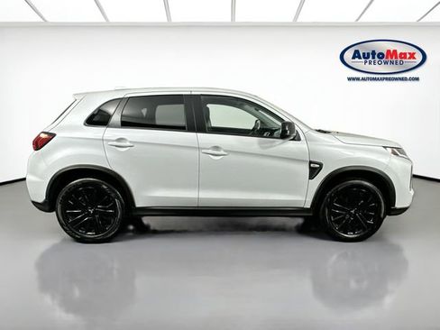 Used 2023 Mitsubishi Outlander Sport LE image 9